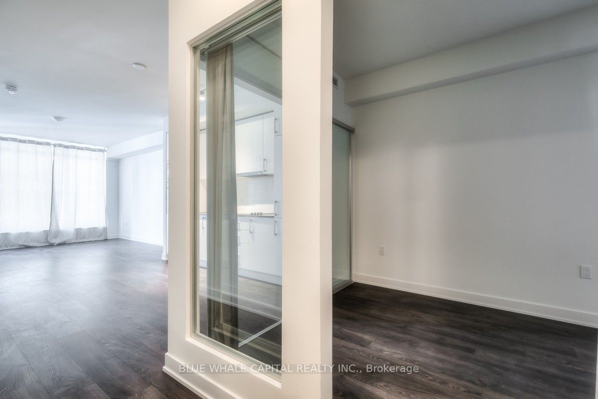 576 Front St W, unit 1216E for sale