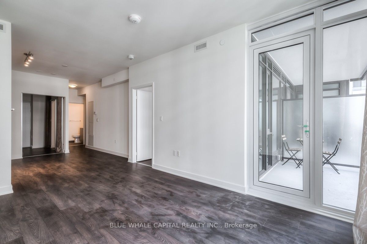 576 Front St W, unit 1216E for sale