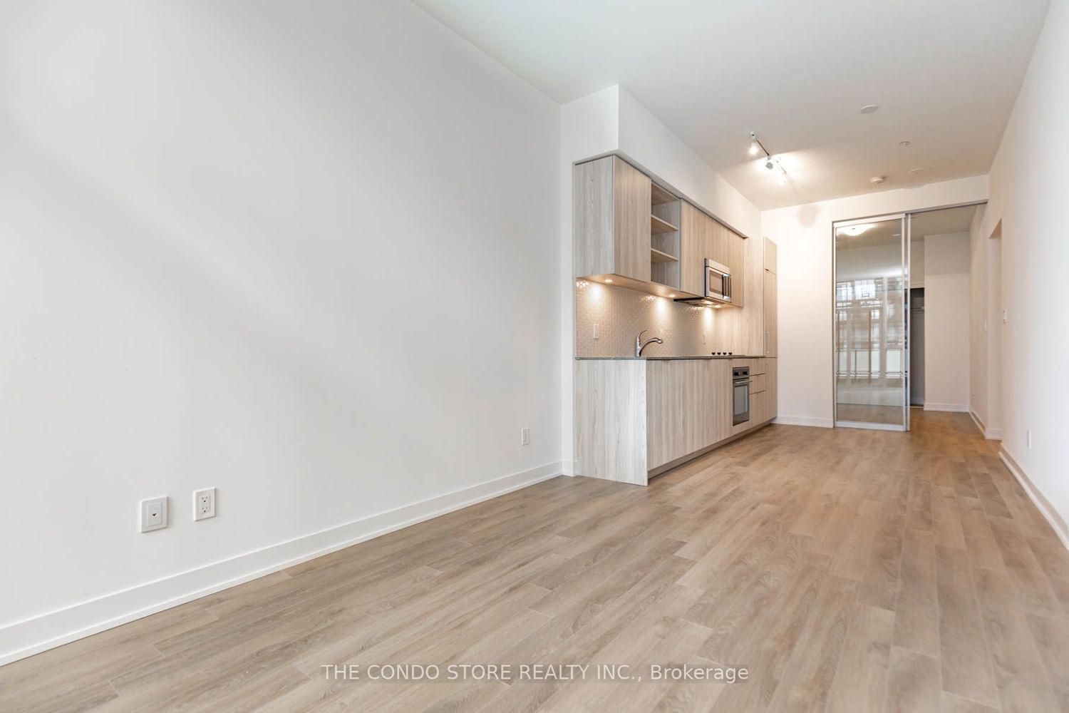 50 Ordnance St, unit 405 for rent - image #4