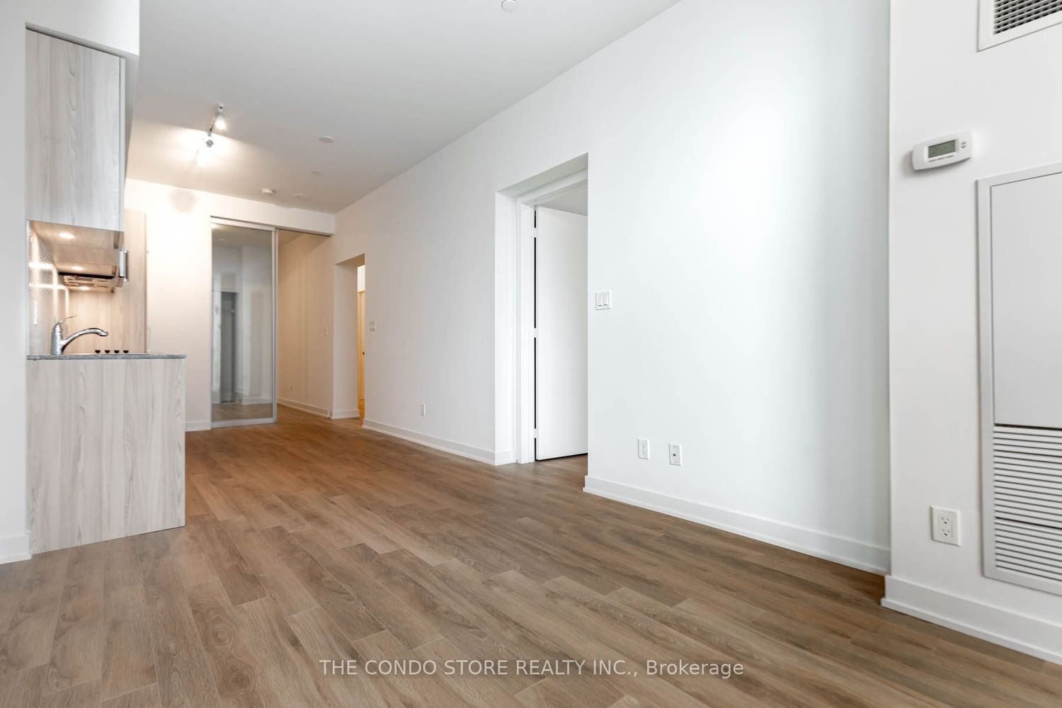 50 Ordnance St, unit 405 for rent - image #6