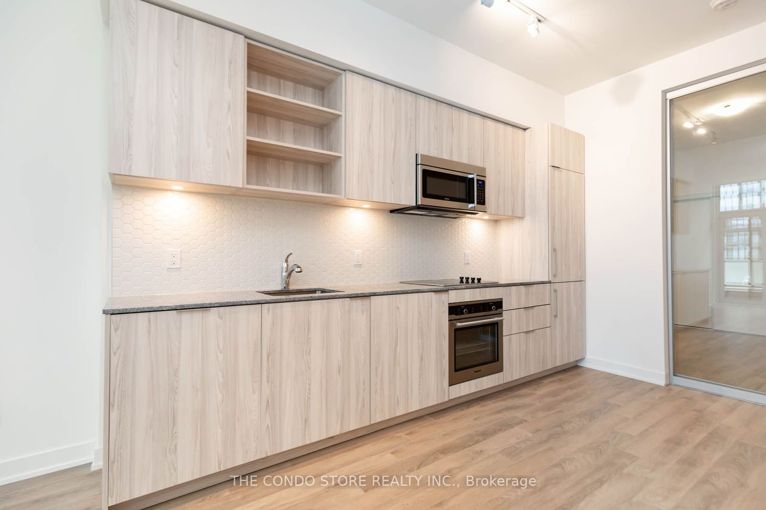 50 Ordnance St, unit 405 for rent - image #7