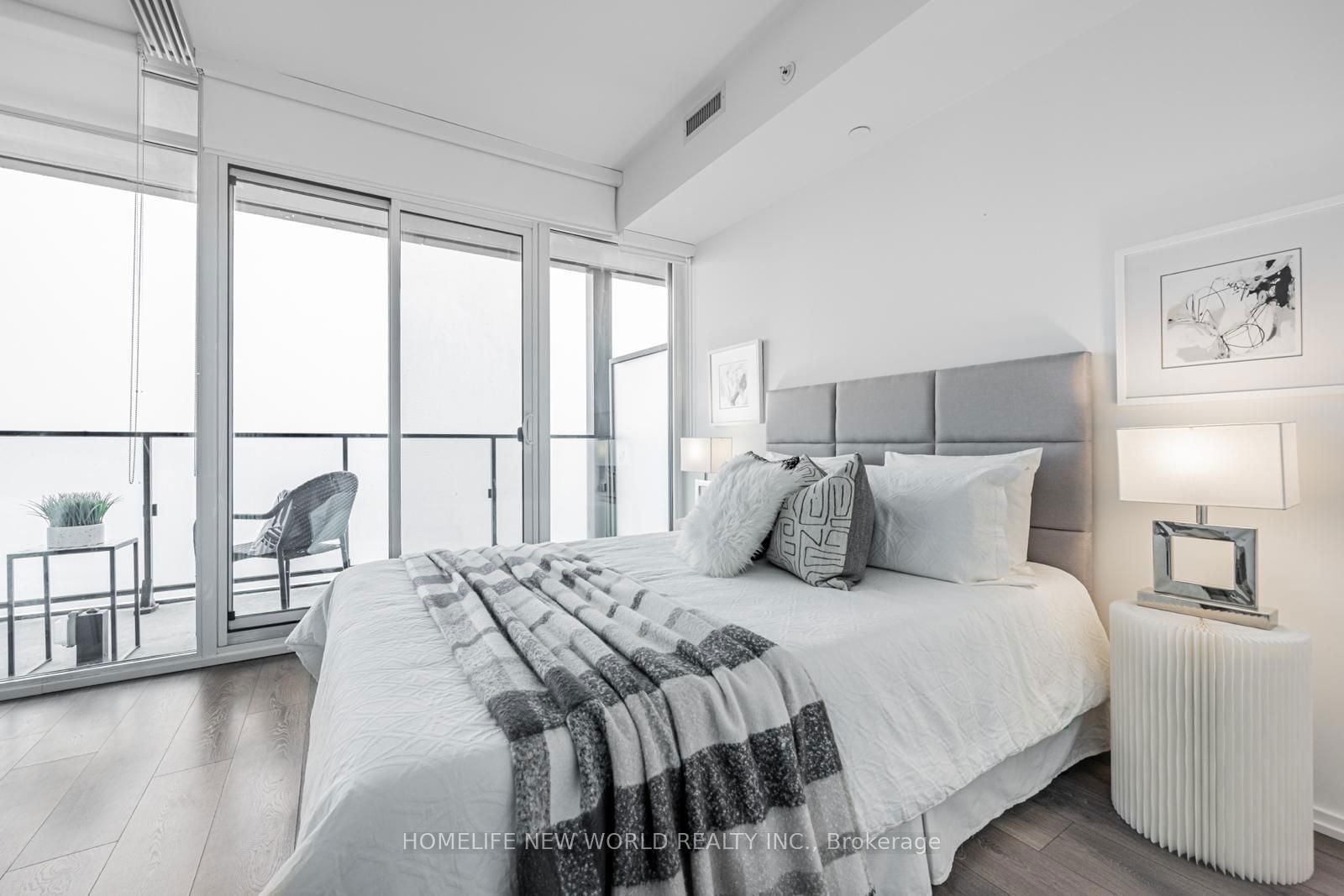 125 Peter St, unit 2803 for rent - image #5