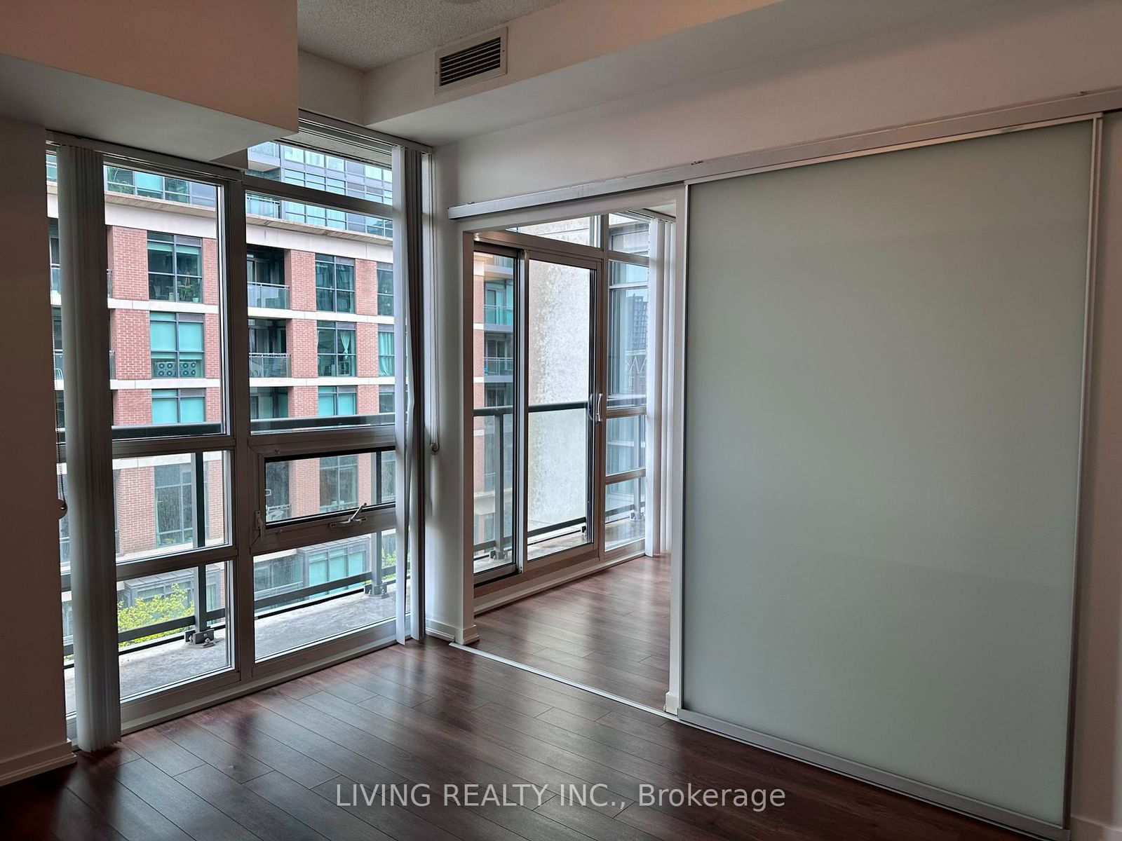 68 Abell St, unit 621 for rent - image #10