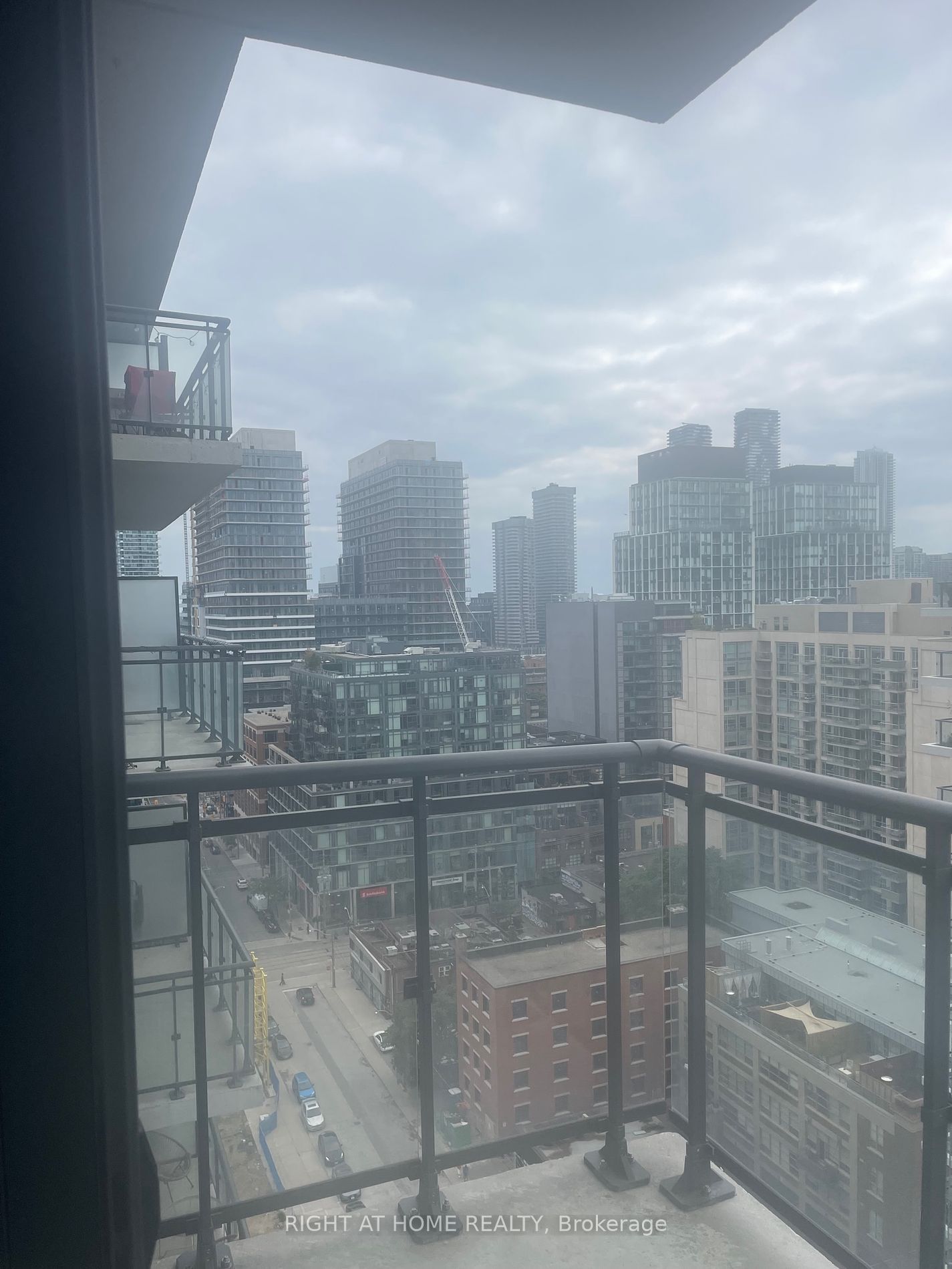 460 Adelaide St E, unit 2101 for rent