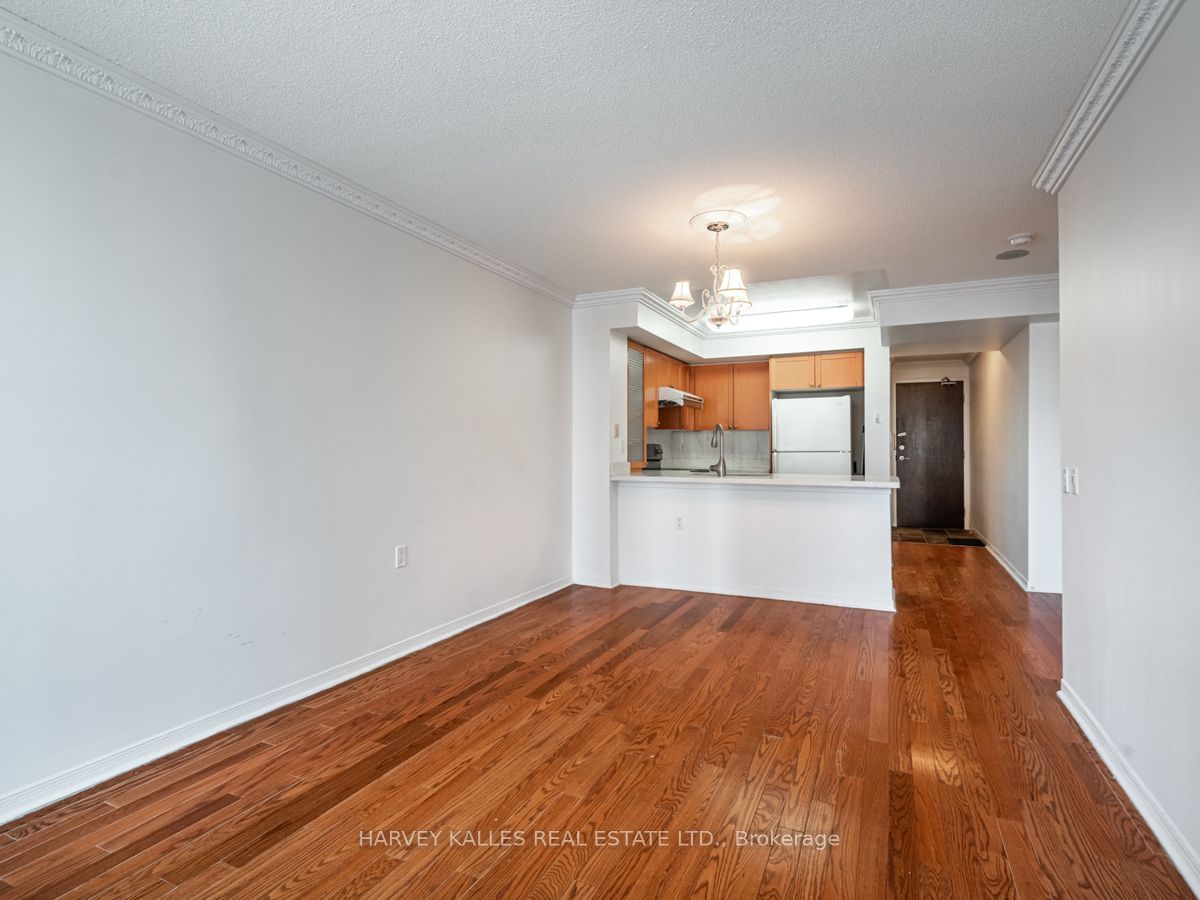 388 Bloor St E, unit 301 for rent - image #12