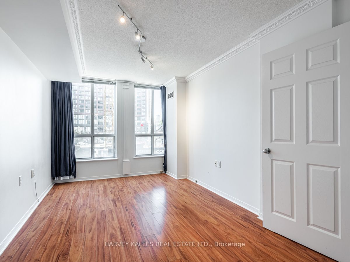 388 Bloor St E, unit 301 for rent - image #14