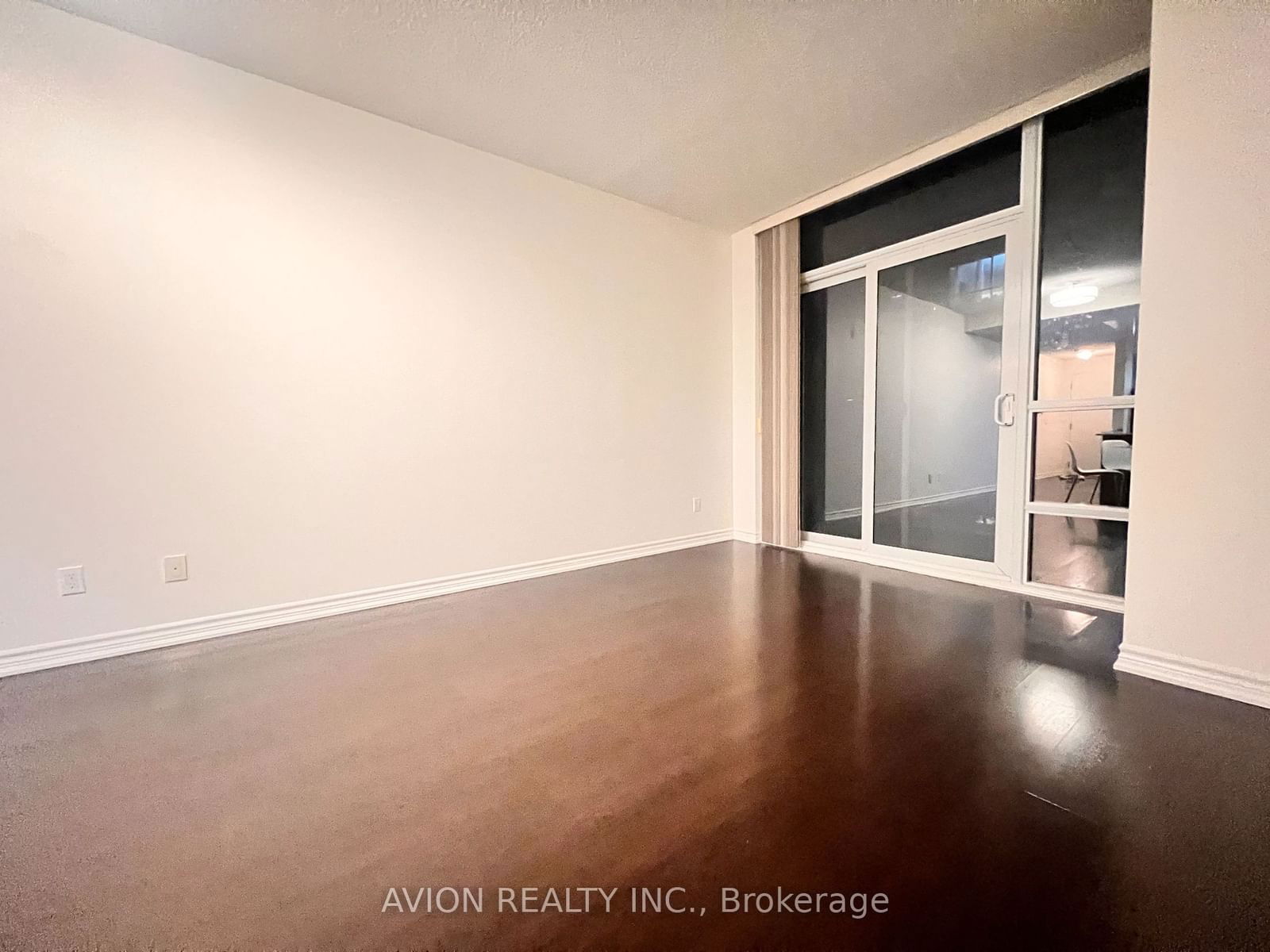 761 Bay St, unit 1608 for rent - image #7