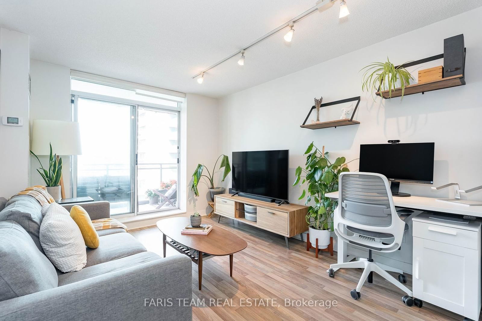 50 Lynn Williams St, unit 1107 for sale - image #10