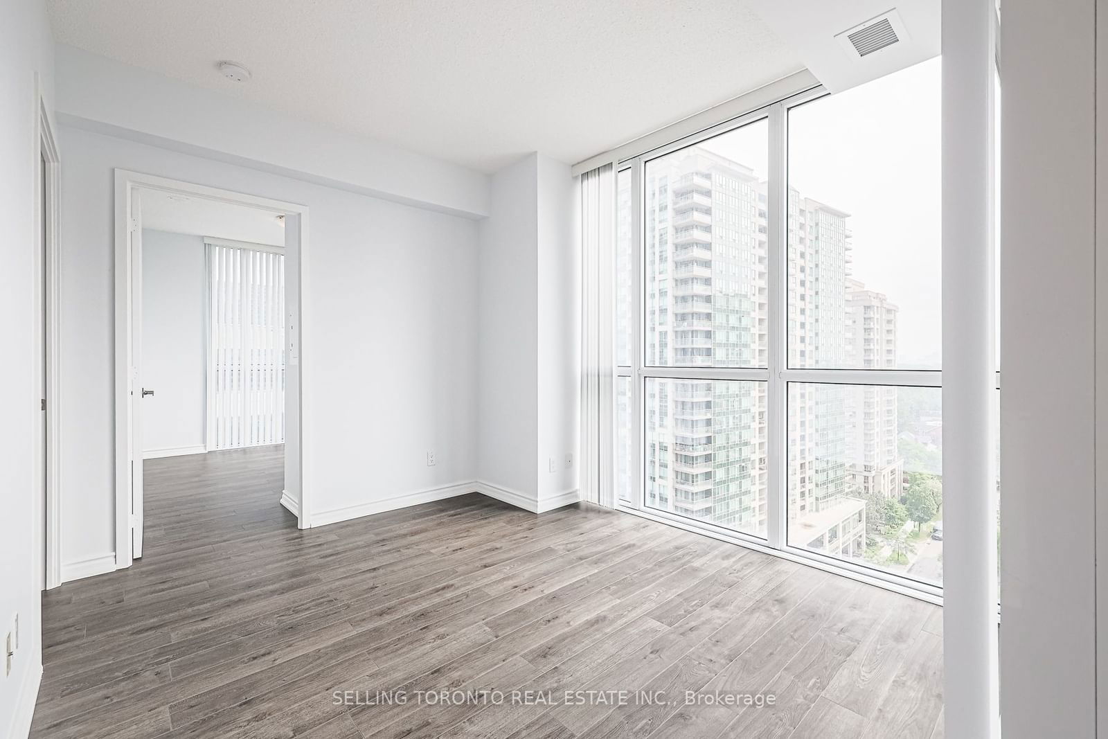 5180 Yonge St, unit 1005 for sale