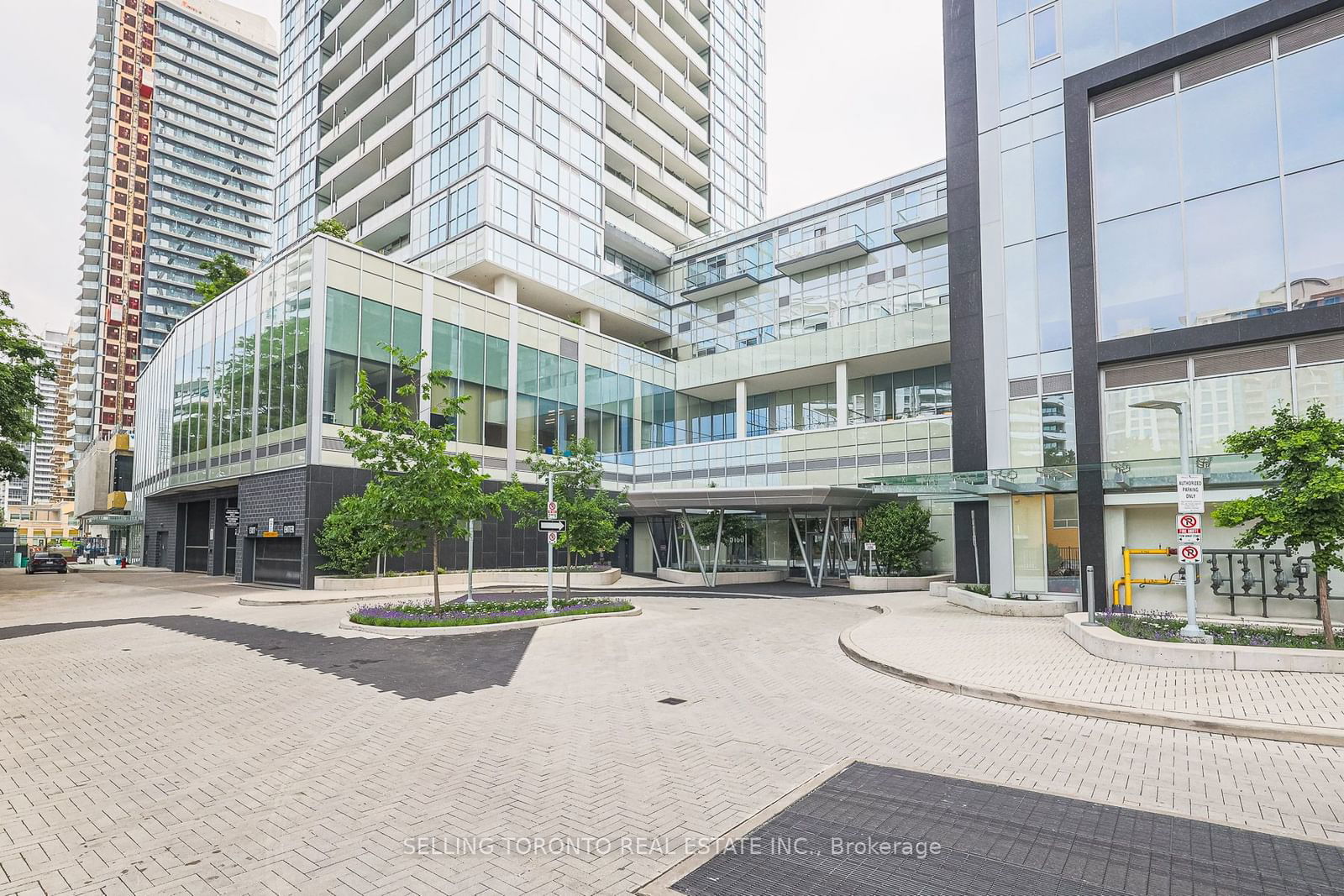 5180 Yonge St, unit 1005 for sale