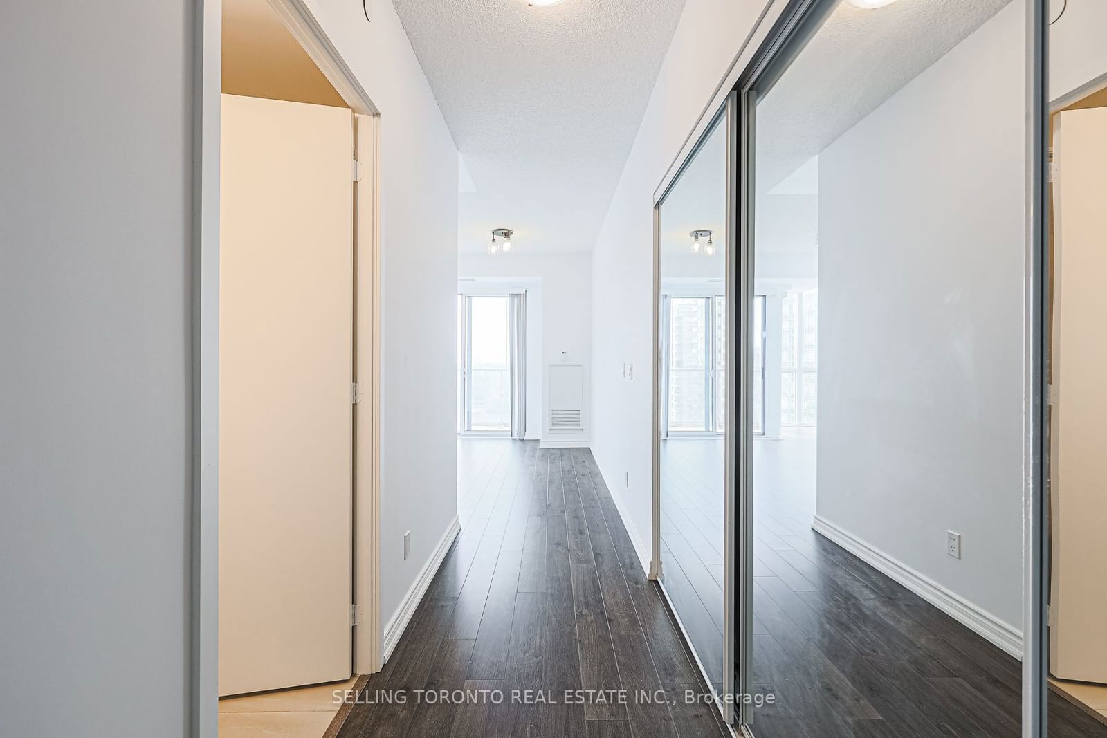 5180 Yonge St, unit 1005 for sale - image #9