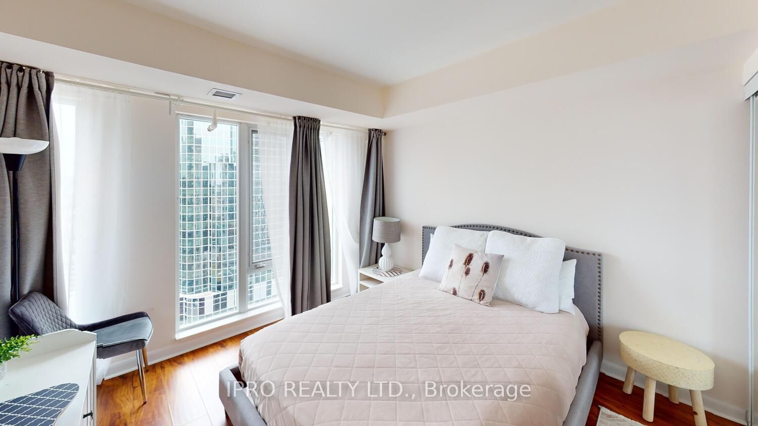 210 Victoria St, unit 4008 for rent - image #8