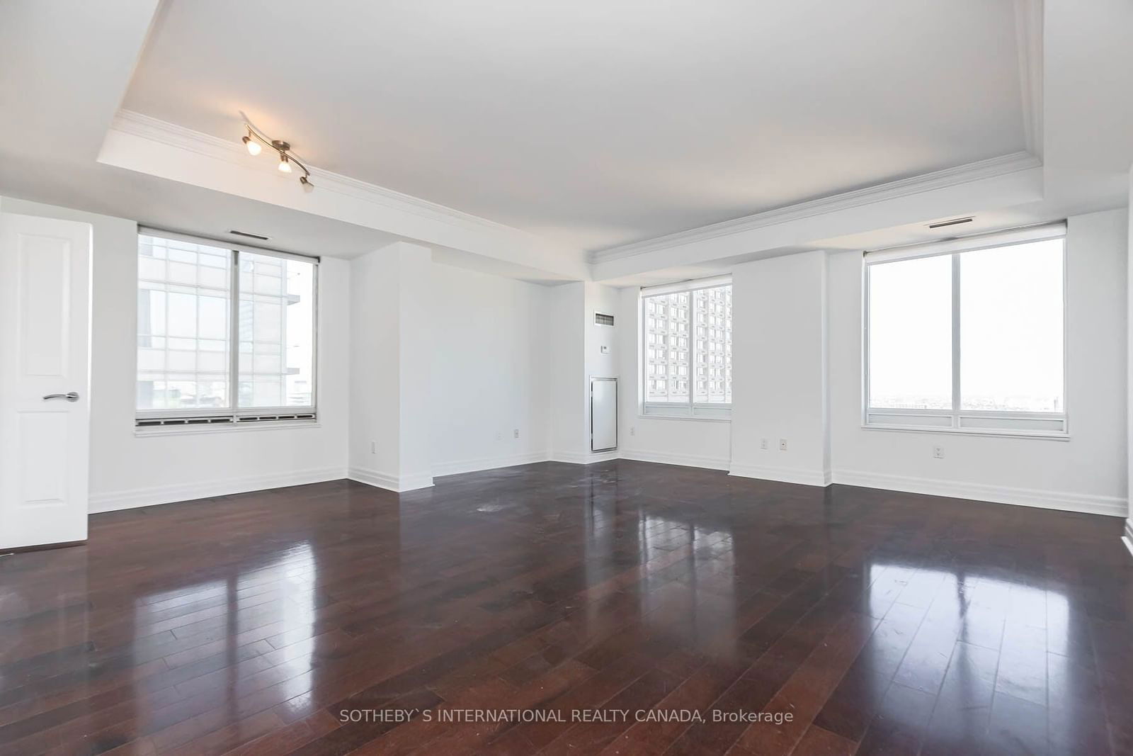 35 Balmuto St, unit 3303 for rent - image #2