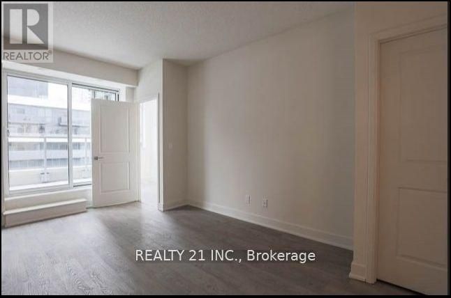 88 Sheppard Ave E, unit 10 for rent - image #9