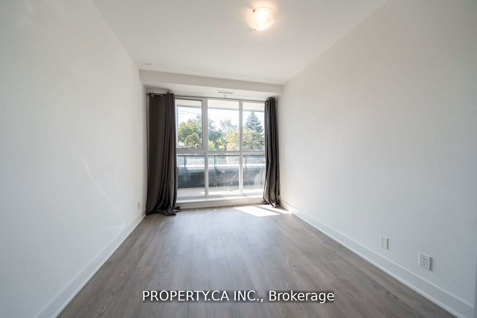 11 Lillian St, unit 201 for sale