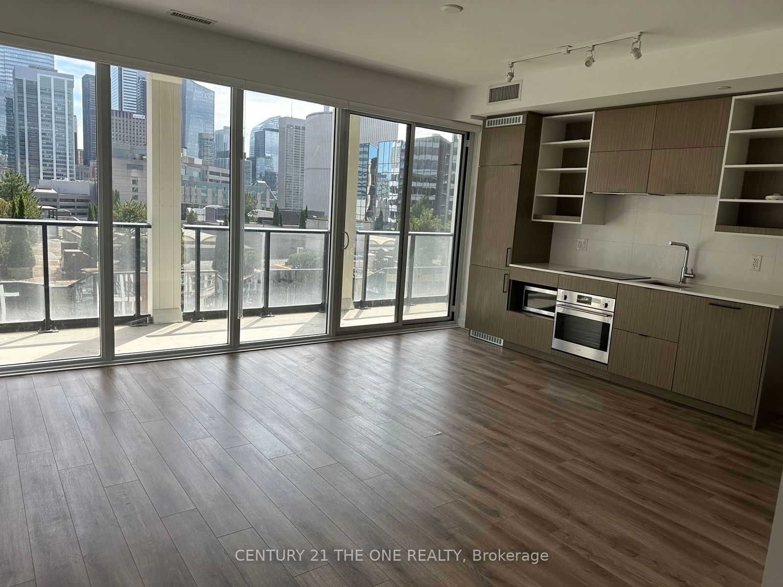 20 Edward St, unit 1110 for rent - image #3