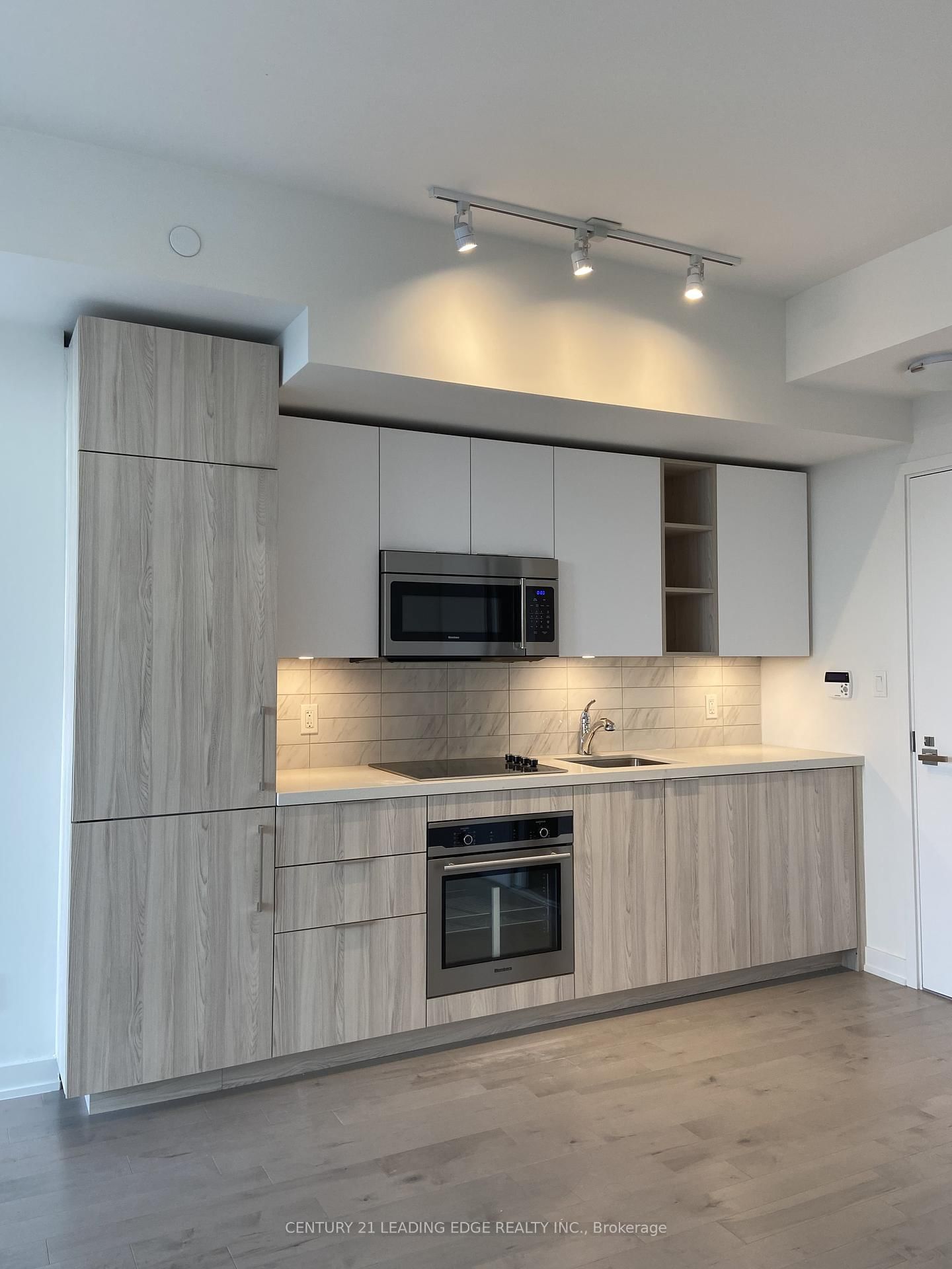 50 Ordnance St, unit 1706 for rent - image #2