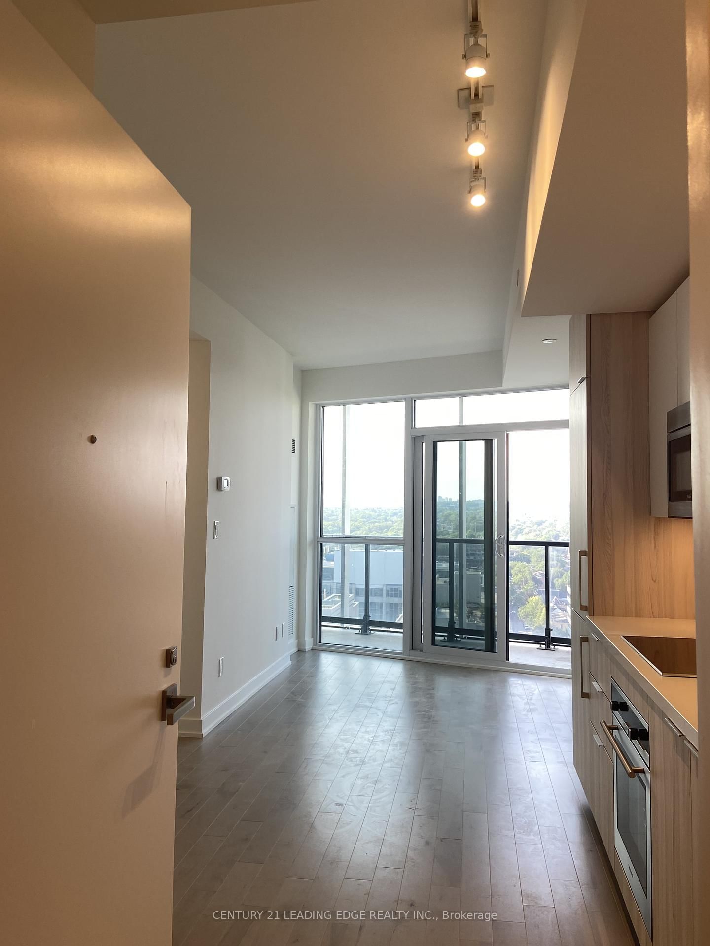 50 Ordnance St, unit 1706 for rent - image #8