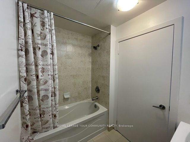 65 Bremner Blvd, unit 4006 for rent