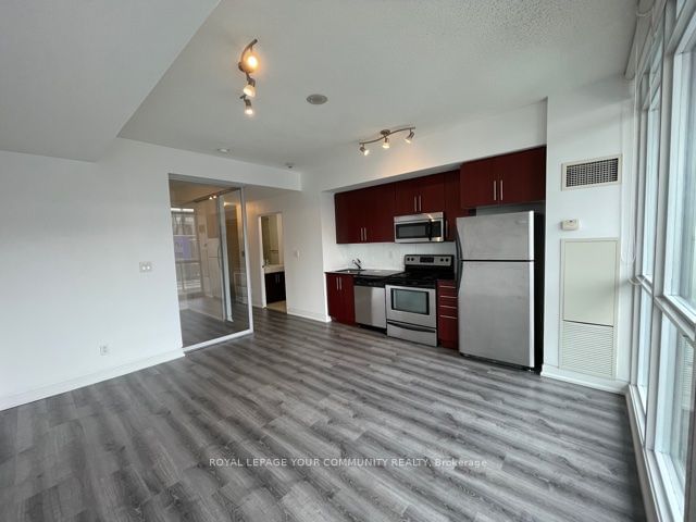 65 Bremner Blvd, unit 4006 for rent - image #3