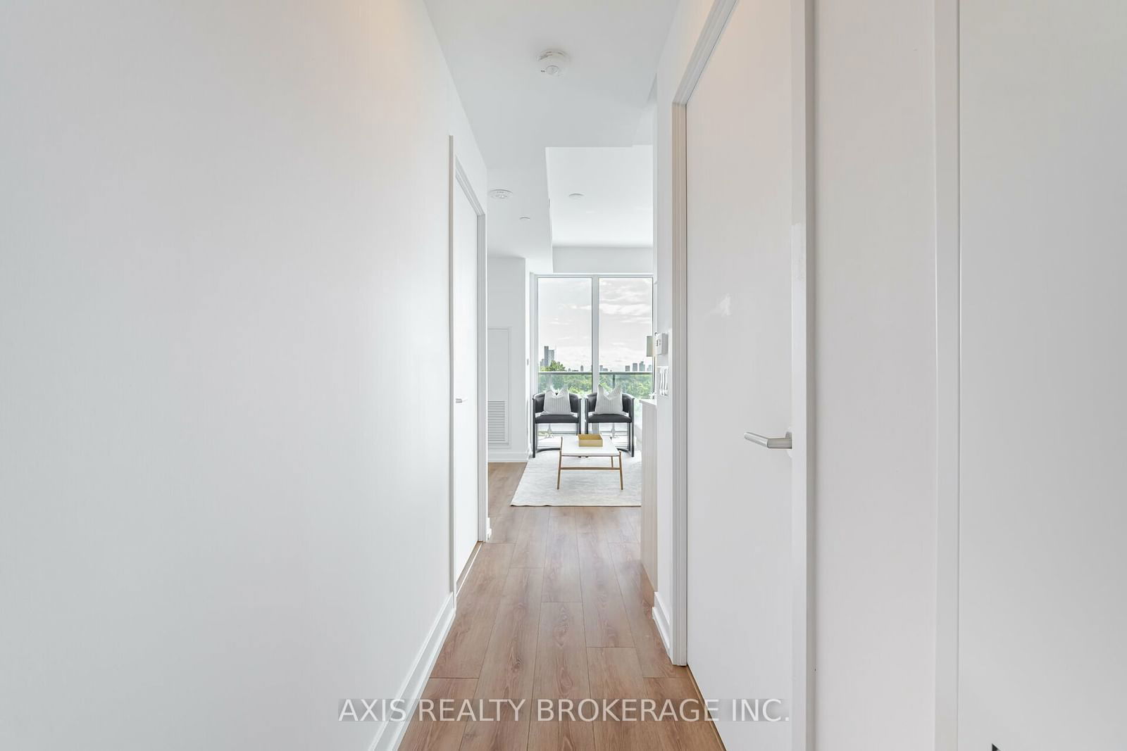 500 Dupont St, unit 517 for sale - image #17