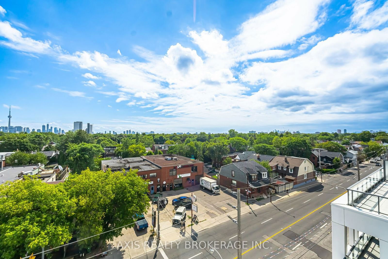 500 Dupont St, unit 517 for sale - image #40