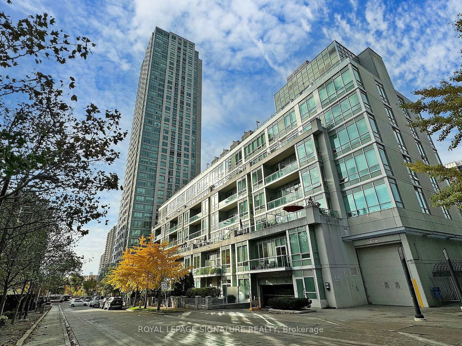 120 Homewood Ave, unit 1005 for sale - image #3