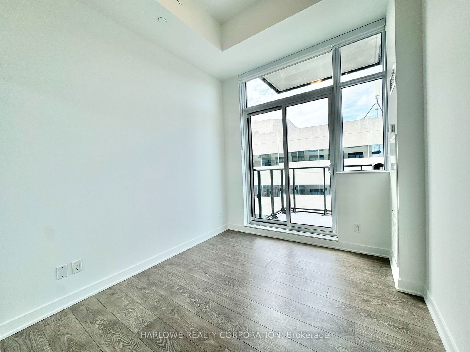 543 Richmond St W, unit LPH27 for rent - image #8