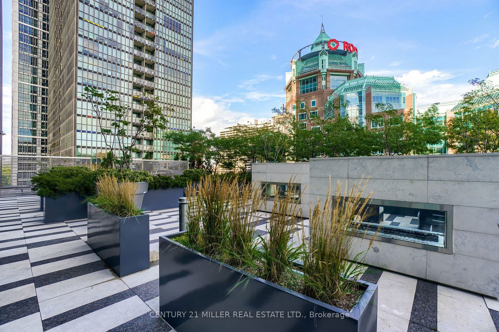 101 Charles St E, unit 1001 for sale