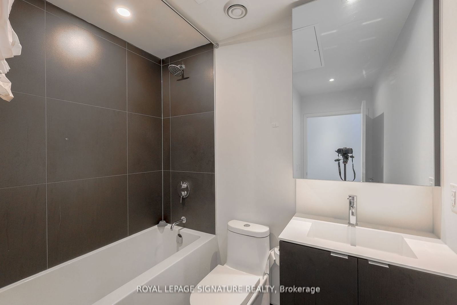 20 Edward St, unit 501 for sale - image #19