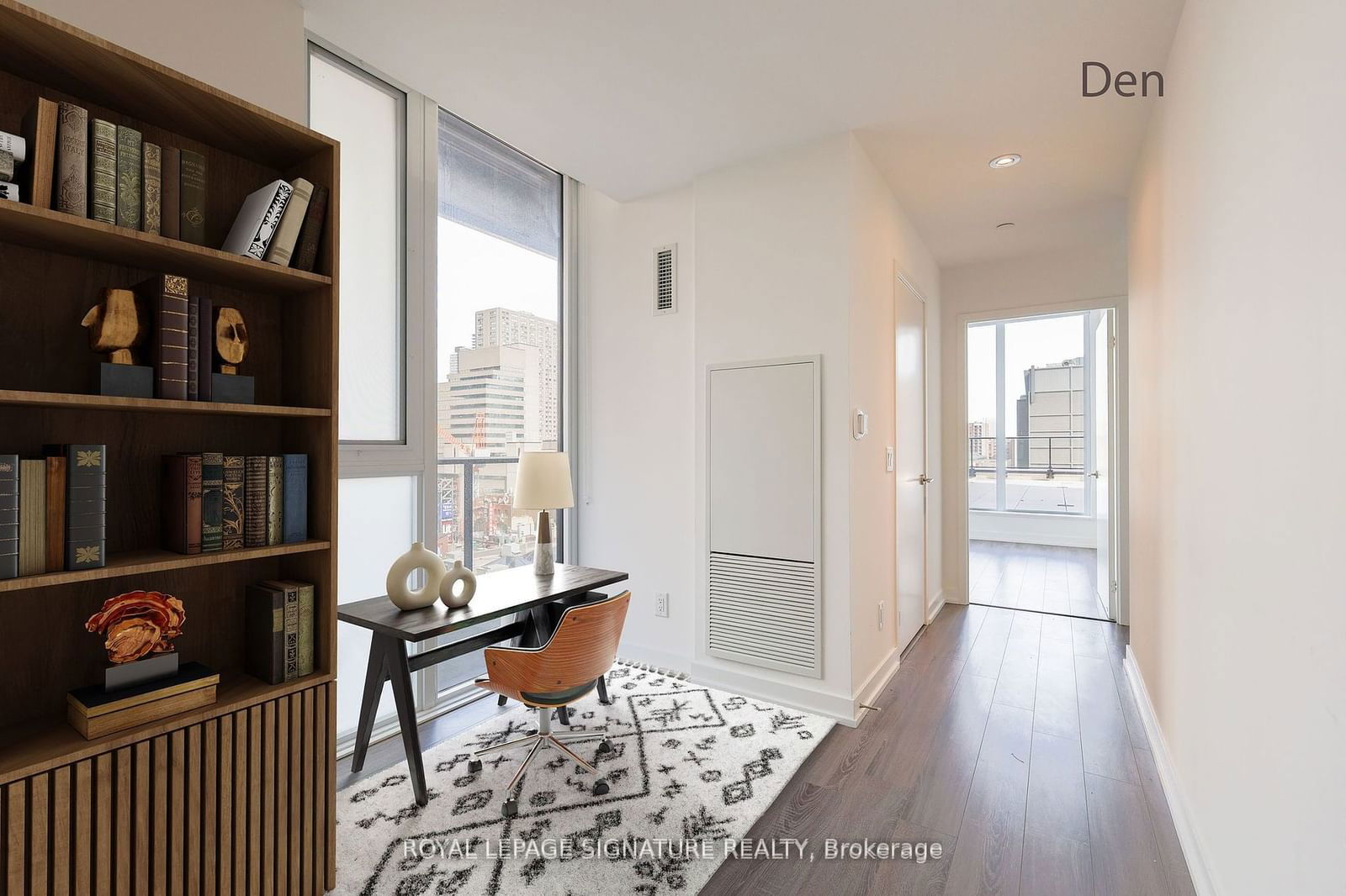 20 Edward St, unit 501 for sale - image #3