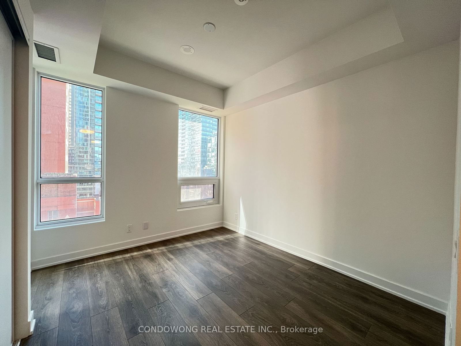 108 Peter St, unit 816 for rent - image #9