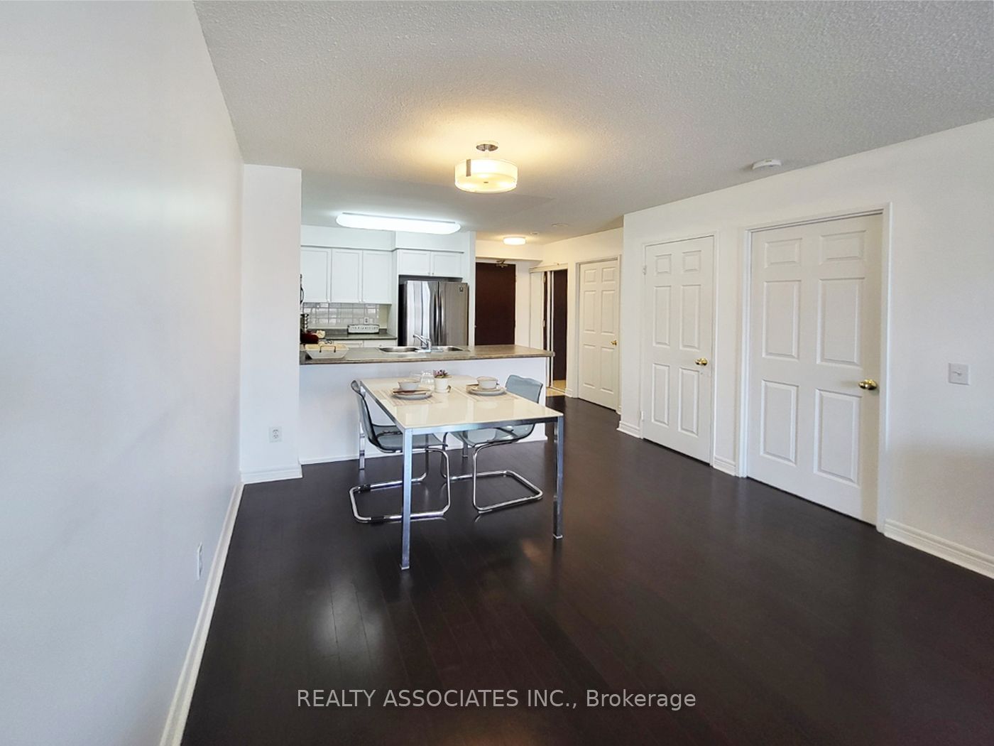 18 Parkview Ave, unit 1815 for sale - image #13