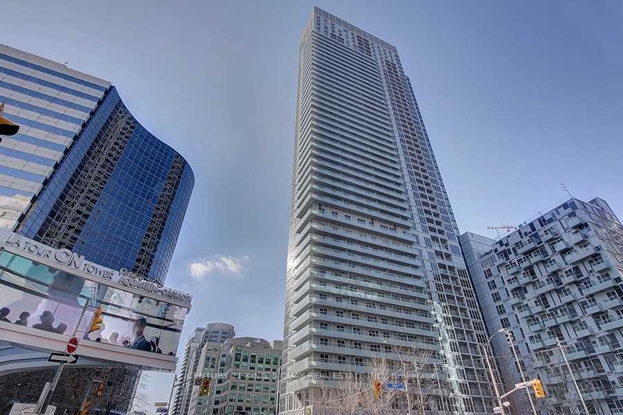 300 Front St W, unit 3611 for rent - image #1