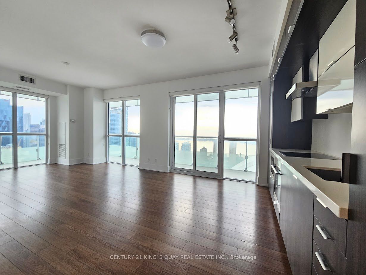 300 Front St W, unit 3611 for rent - image #5