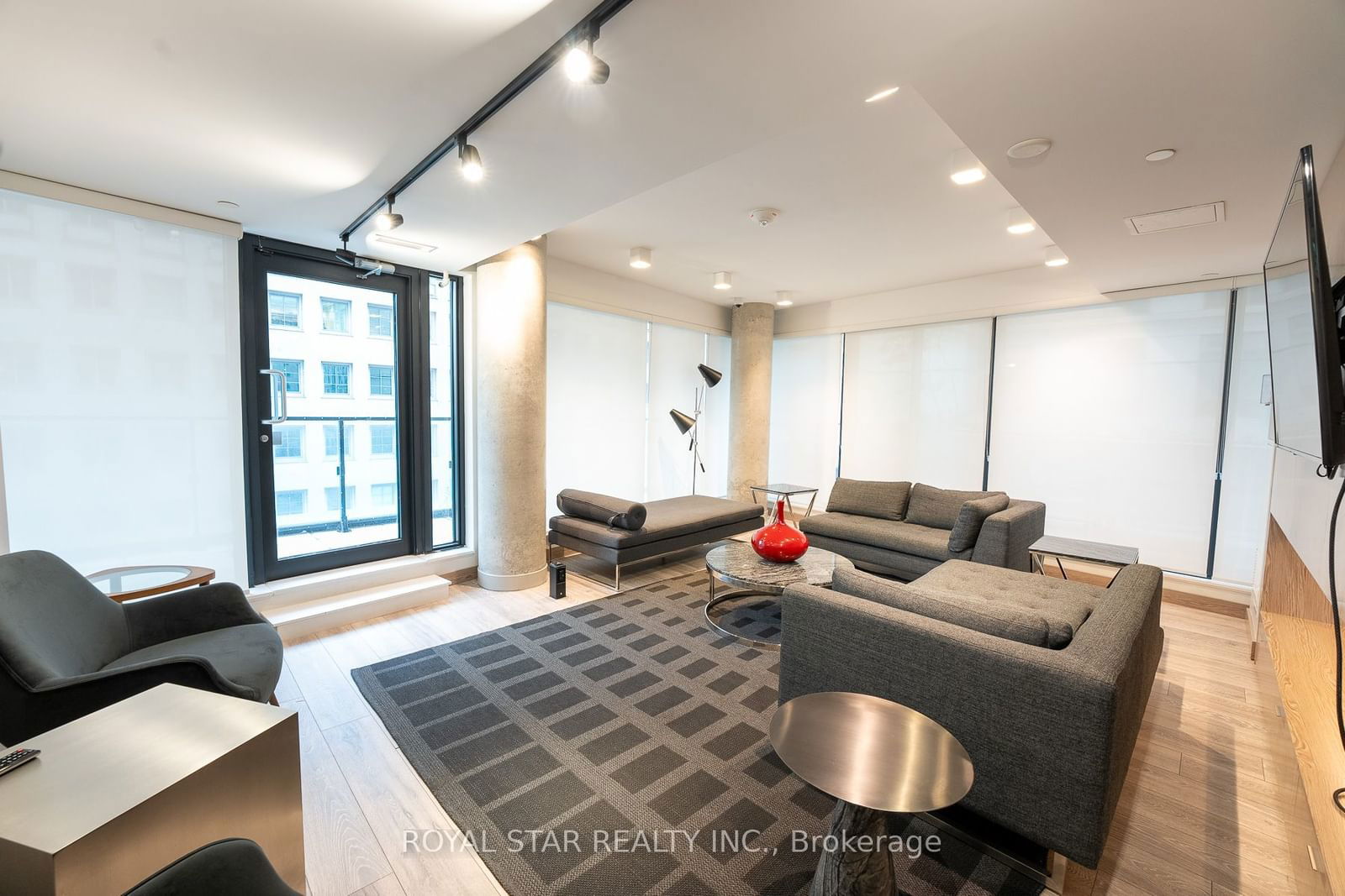 215 Queen St W, unit 601 for rent - image #14