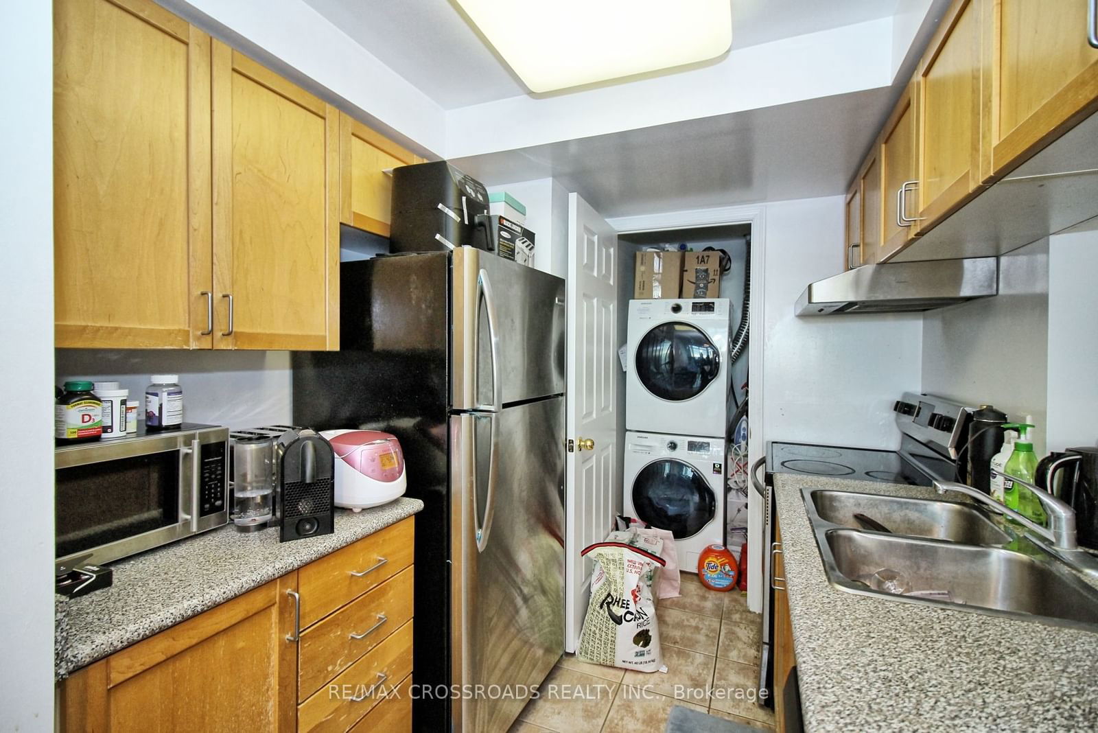 8 Hillcrest Ave, unit 2903 for rent - image #5