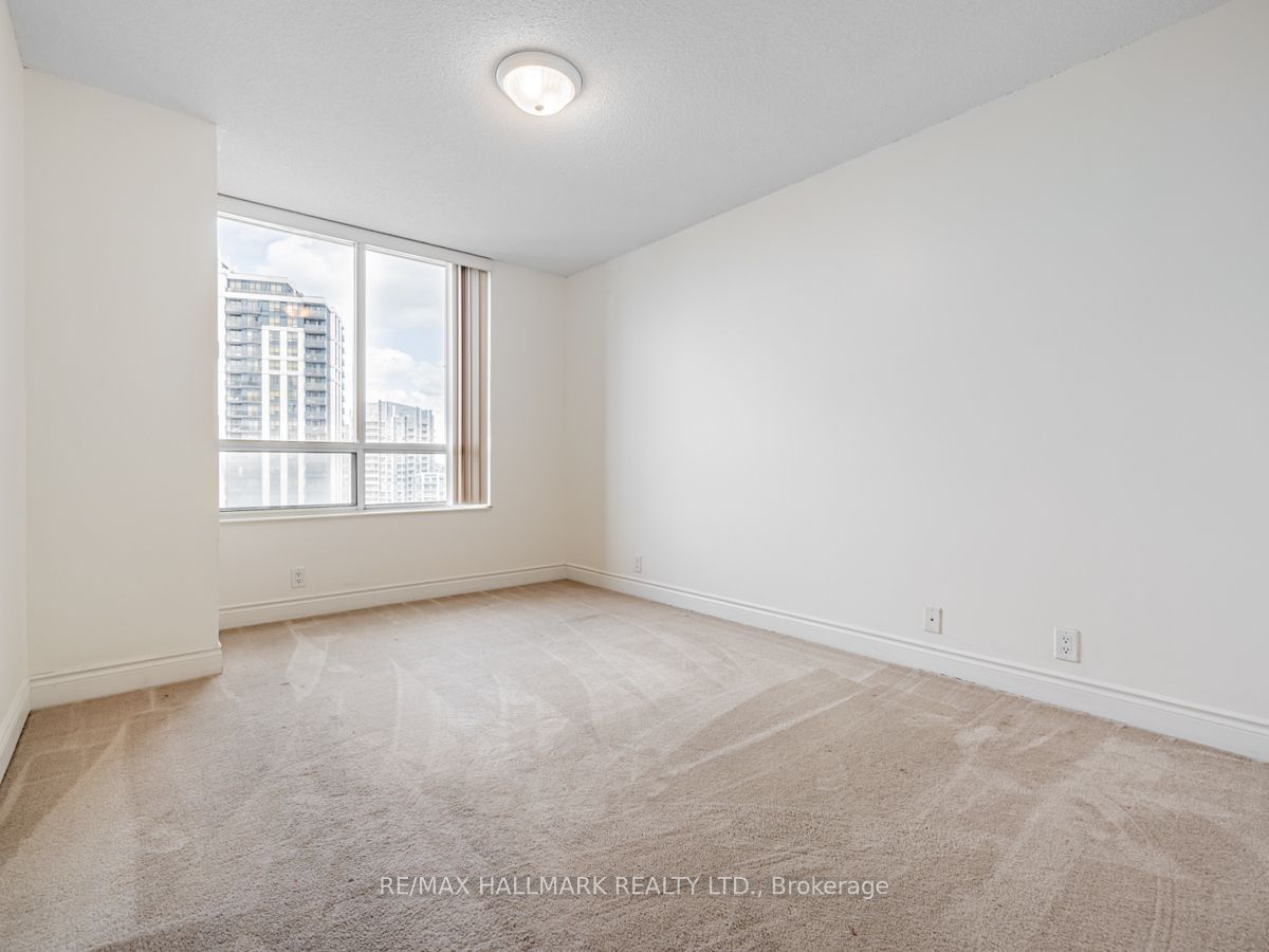 80 Harrison Garden Blvd, unit 927 for rent - image #23