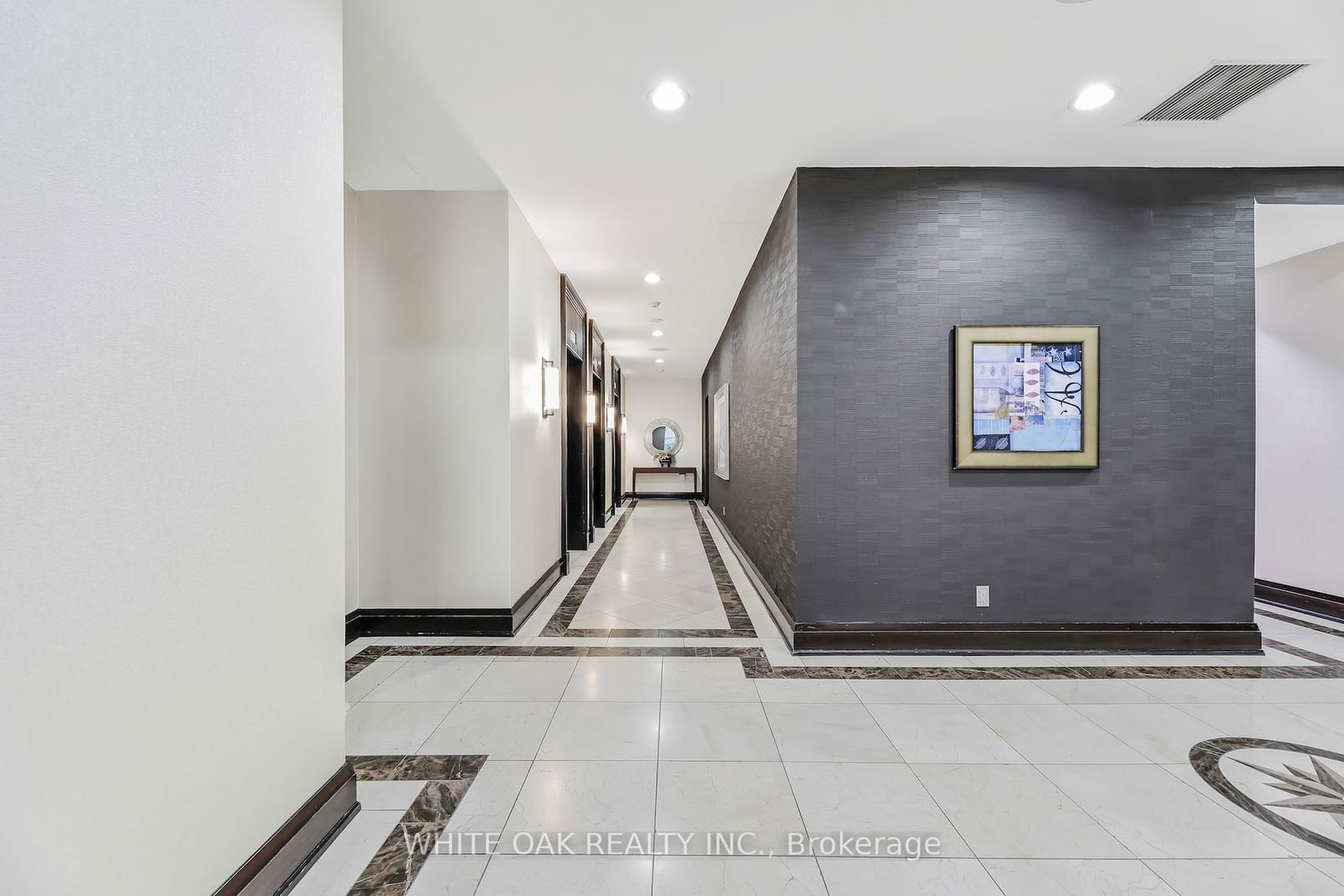 30 Harrison Garden Blvd, unit 206 for sale - image #4