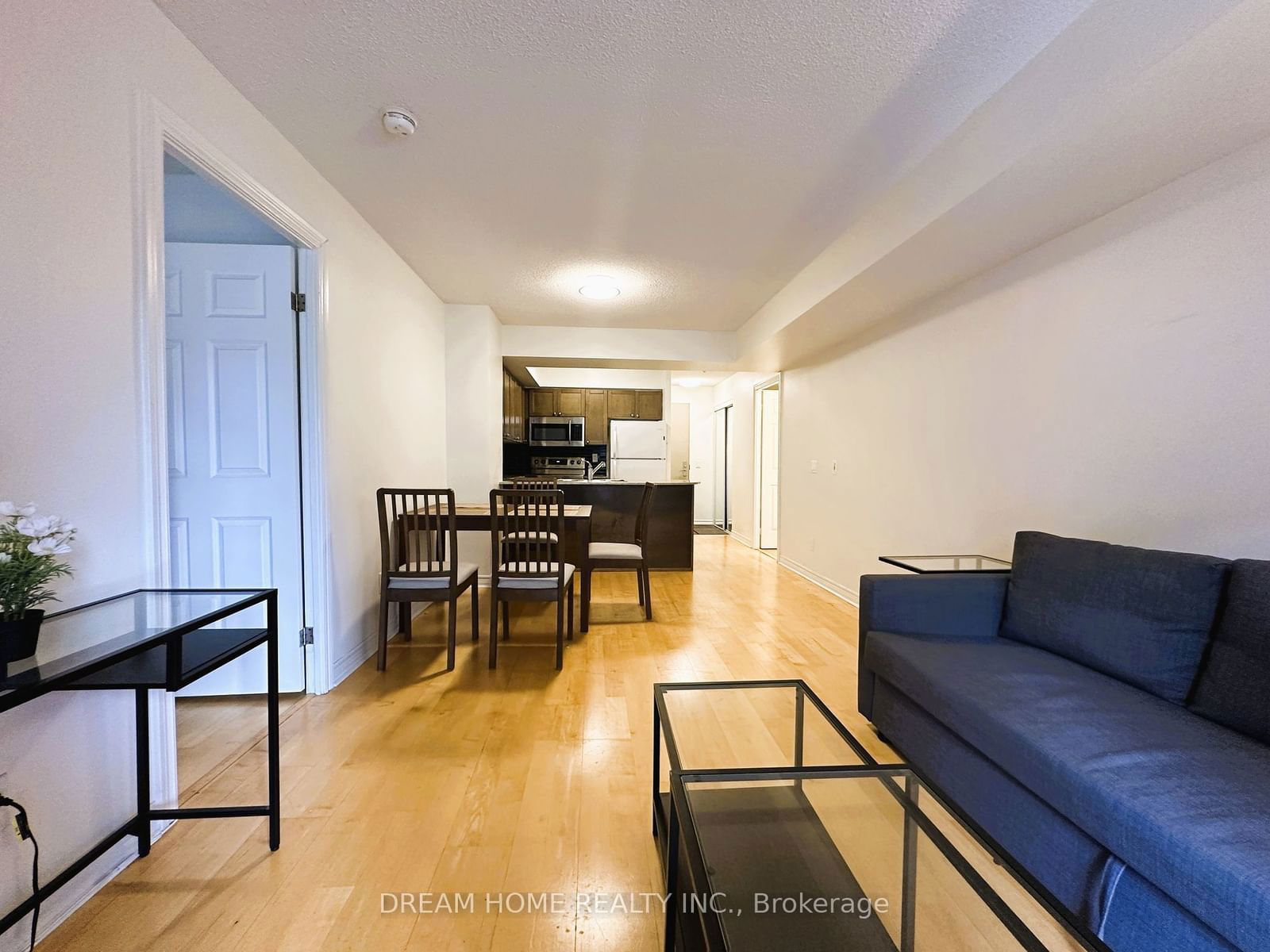 763 Bay St, unit 1108 for rent - image #10