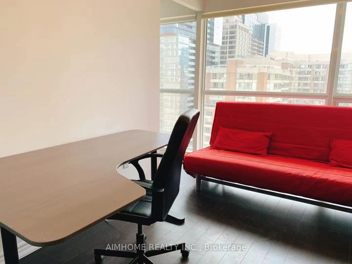 386 Yonge St, unit 1221 for rent