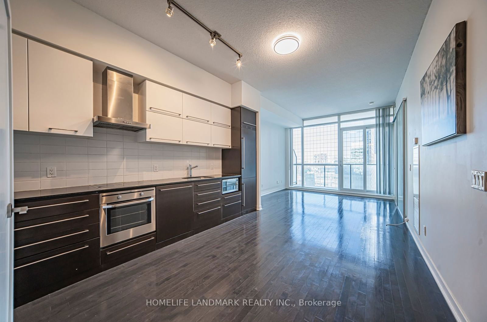 770 Bay St, unit 1703 for sale