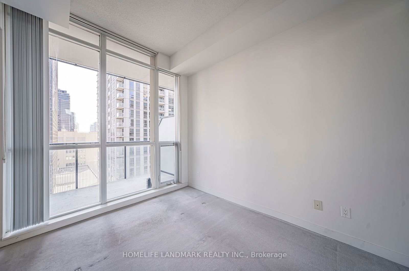 770 Bay St, unit 1703 for sale