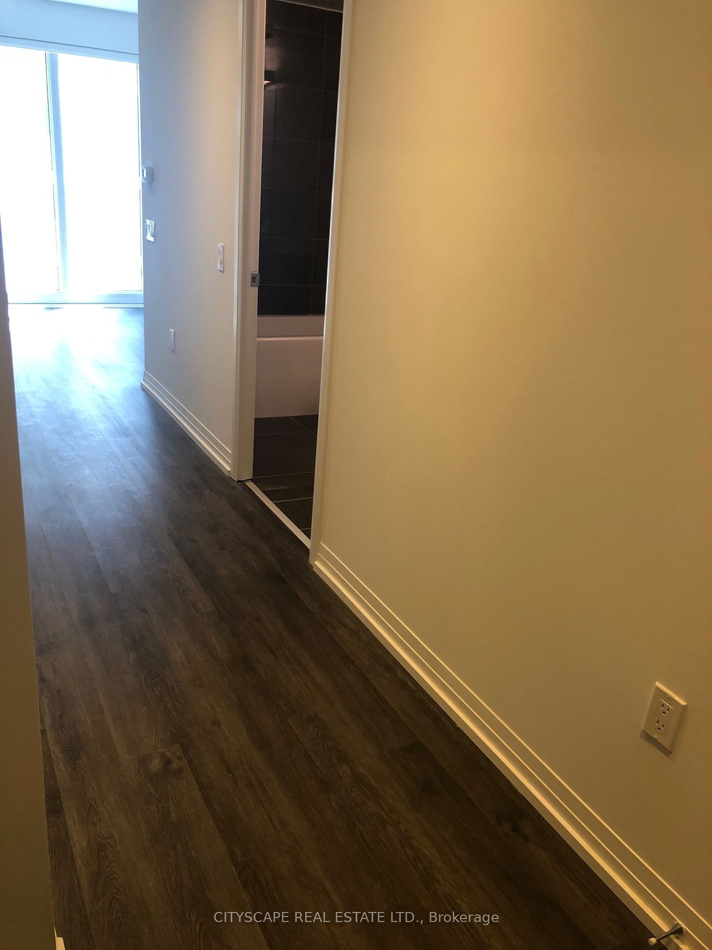 251 Jarvis St, unit 1820 for rent