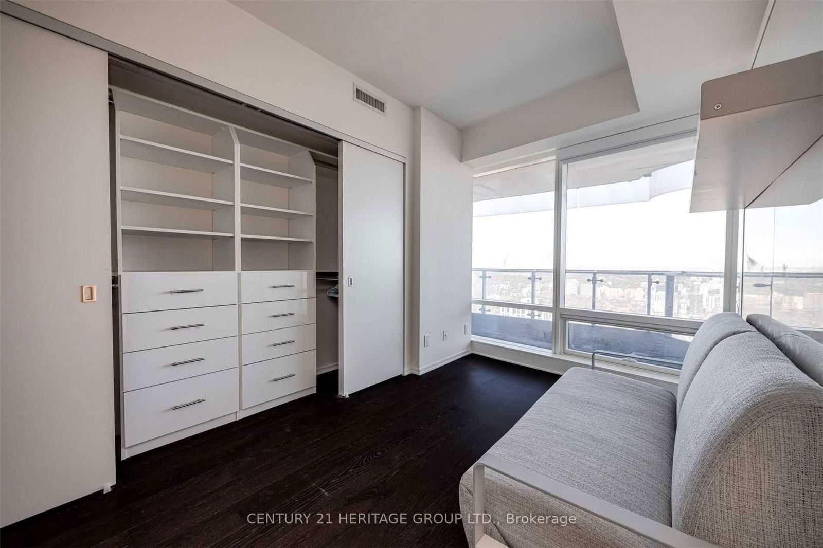 1 Bloor St E, unit 6409 for sale - image #13