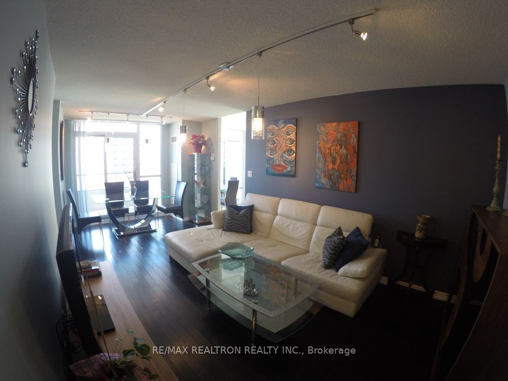 18 Spring Garden Ave, unit 1802 for rent - image #7