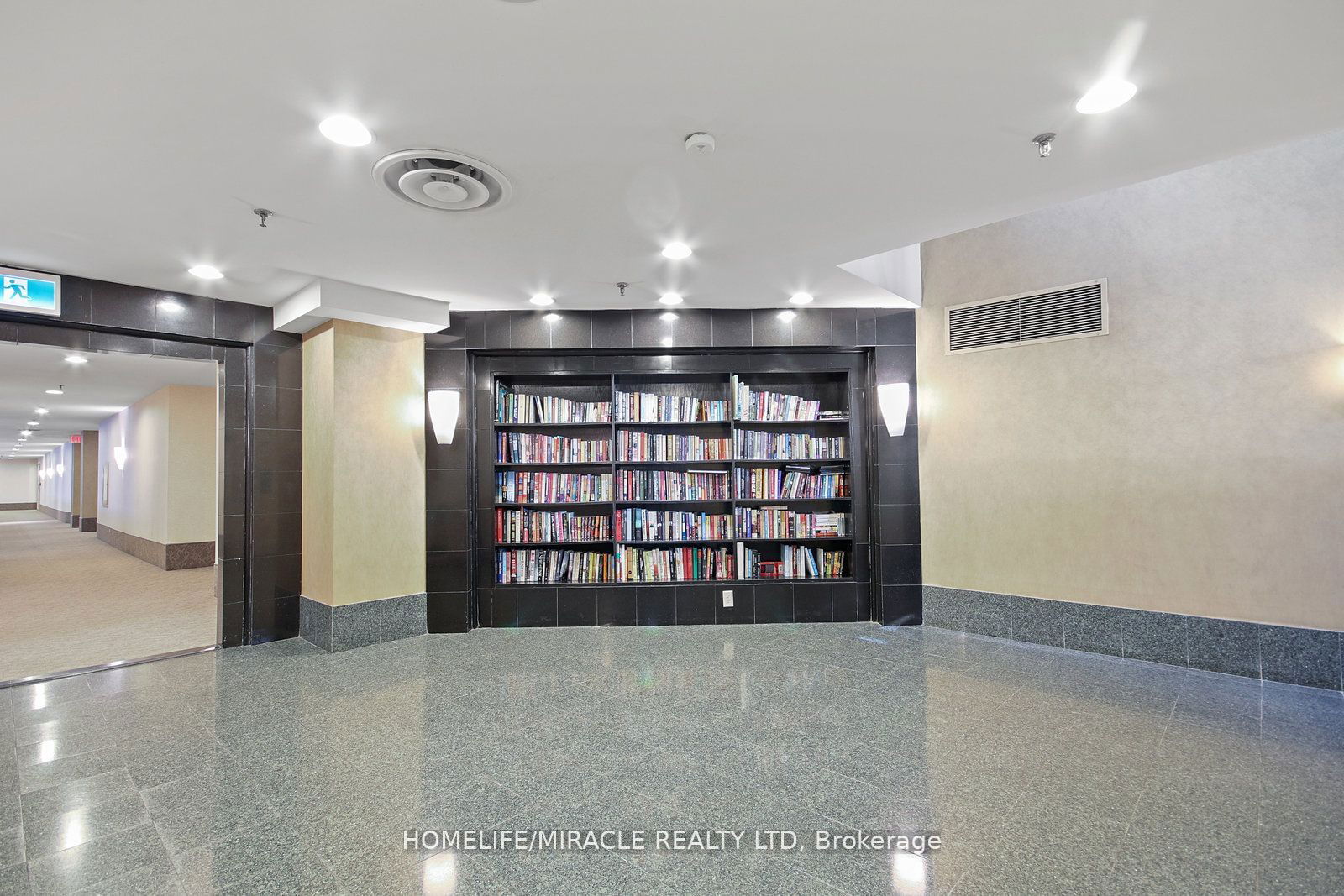 44 Gerrard St, unit 609 for sale - image #33