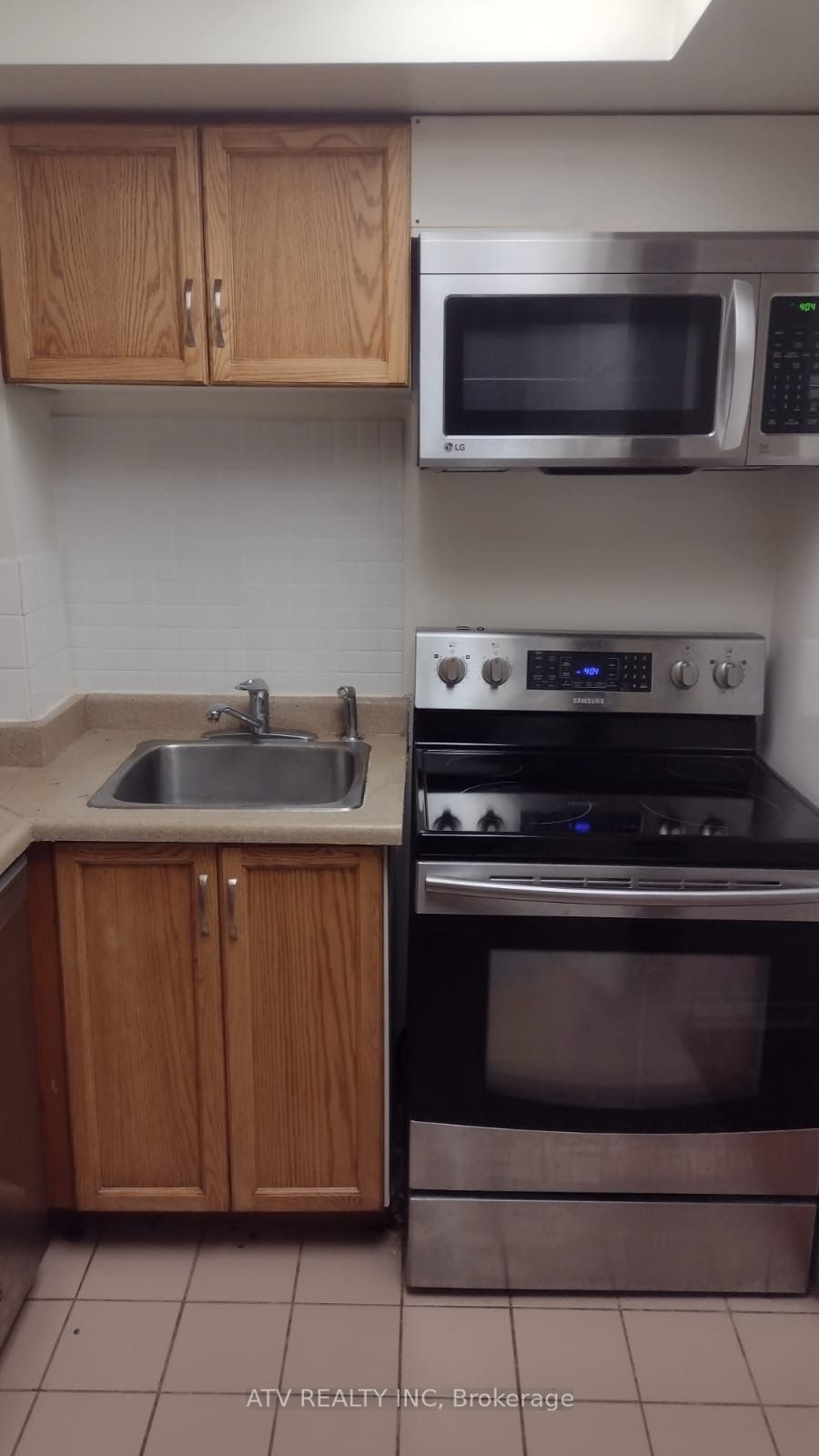 222 The Esplanade, unit 829 for rent - image #34