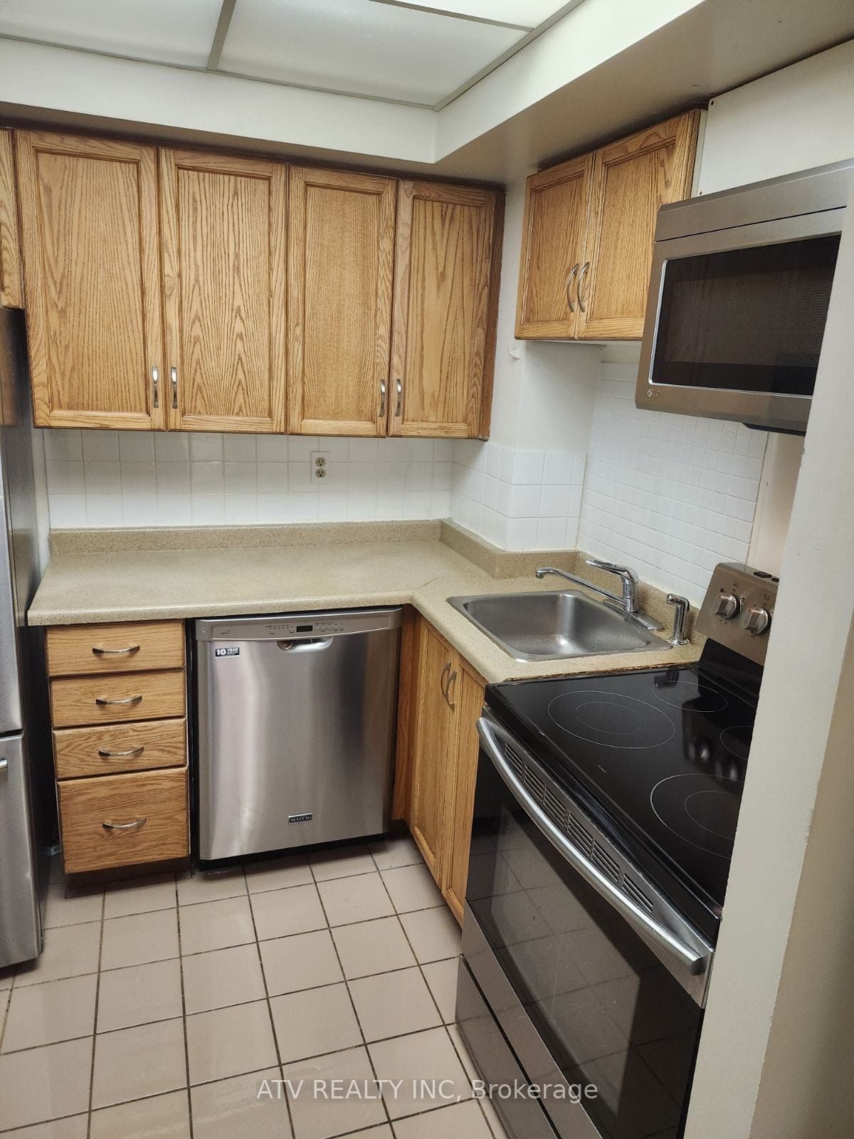 222 The Esplanade, unit 829 for rent - image #37