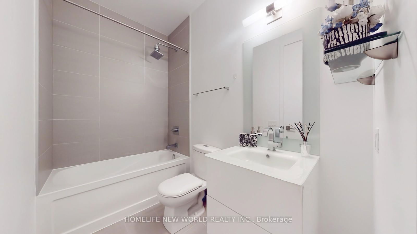 111 St Clair Ave W, unit 622 for sale - image #13